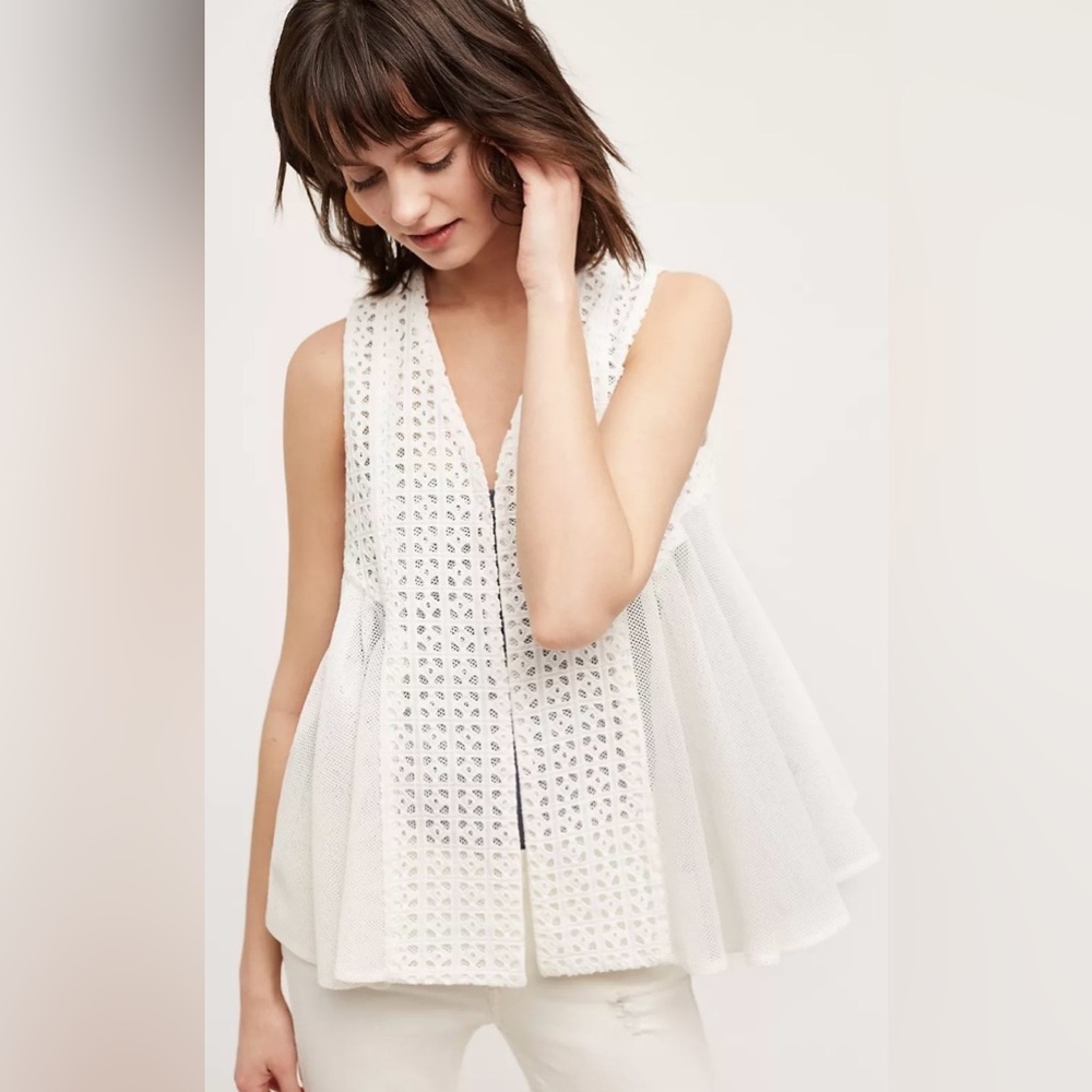 Anthropologie Elevenses Mona Eyelet Vest White Mesh Flowy NWOT Size MEDIUM $98
